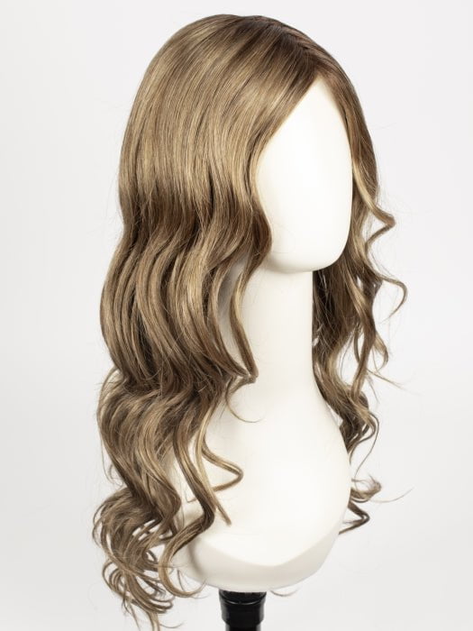 SS12/20 TOAST | Light Golden Brown Evenly Blended with Neutral Blonde Highlights with Dark Roots