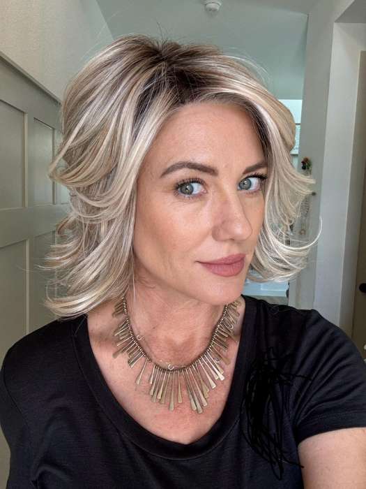 Jenny @thewiggygirl wearing CROWD PLEASER by RAQUEL WELCH in color RL19/23SS SHADED BISCUIT | Light Ash Blonde Evenly Blended with Cool Platinum Blonde and Dark Roots