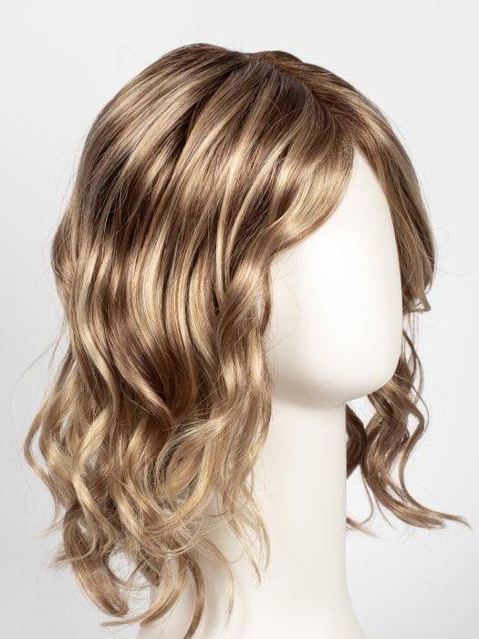 14/26S10 | Light Gold Blonde and Medium Red-Gold Blonde Blend, Shaded with Light Brown