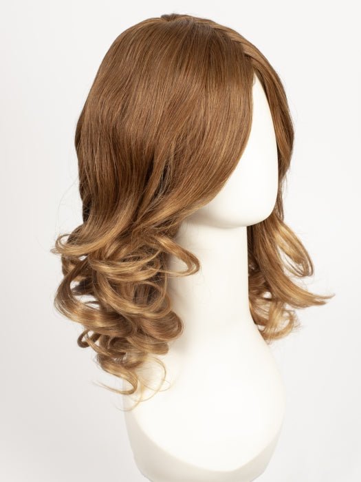 B8-27/30RO | Medium Natural Brown Roots to Midlengths, Medium Red-Gold Blonde Midlengths to Ends