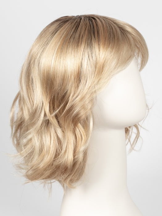 SS15/24 SHADED CHAMPAGNE | Medium Blonde blended with Golden Blonde, Golden Brown roots