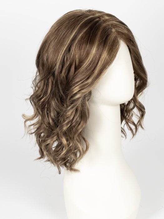 R8/26H | Golden Brown with Golden Blonde Highlights