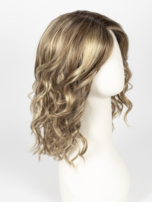 RH12/26RT4 | Light Brown with Fine Golden Blonde Highlights And Dark Roots