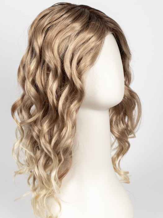 27T613S8  | Medium Natural Red-Gold Blonde and Pale Natural Gold Blonde Blend and Tipped, Shaded with Medium Brown