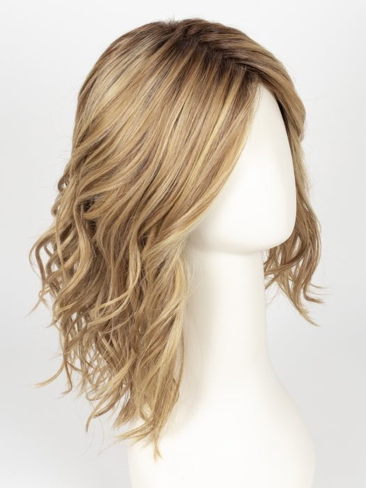 RL14/25SS SHADED HONEY GINGER | Dark Blonde Evenly Blended with Medium Golden Blonde With Dark Roots