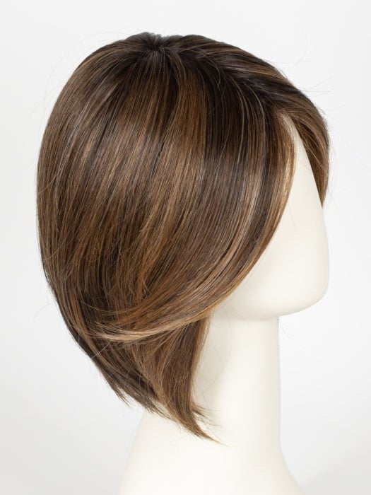 RL8/29SS SHADED HAZELNUT | Warm Medium Brown Evenly Blended with Ginger Blonde and Dark Roots