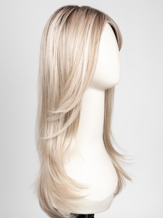 RL19/23SS SHADED BISCUIT | Light Ash Blonde Evenly Blended with Cool Platimun Blonde and Dark Roots