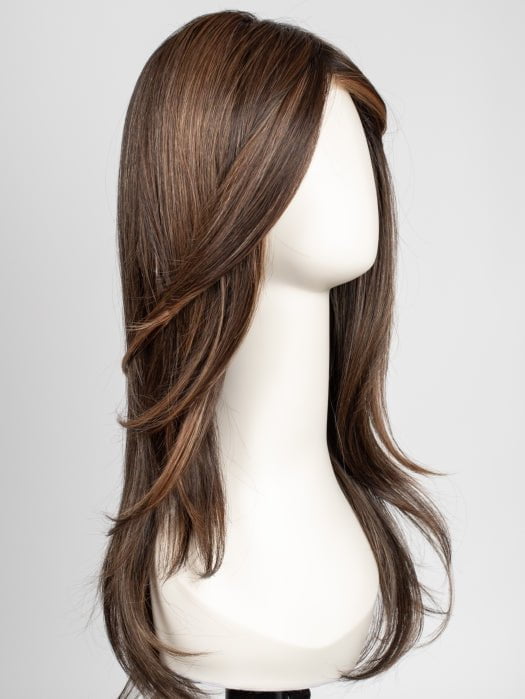 RL8/29SS SHADED HAZELNUT | Warm Medium Brown Evenly Blended with Ginger Blonde and Dark Roots