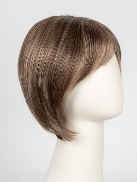 R12/26H HONEY PECAN | Light Brown with Cool Subtle Medium Blonde highlights