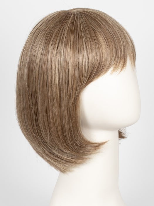 RL13/88 GOLDEN PECAN | Dark Golden Blonde Evenly Blended with Pale Blonde