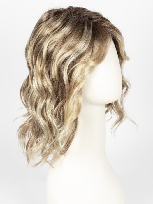 12FS8 | Light Gold Brown, Light Natural Gold Blonde and Pale Natural Gold-Blonde Blend, Shaded with Medium Brown