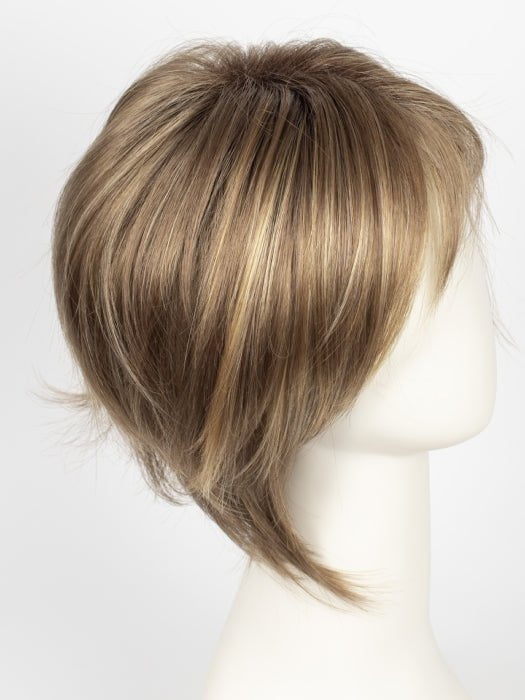 MOCHACCINO-R | Rooted Medium Warm Blonde with Chocolate Undertones and Creamy Blonde Highlights