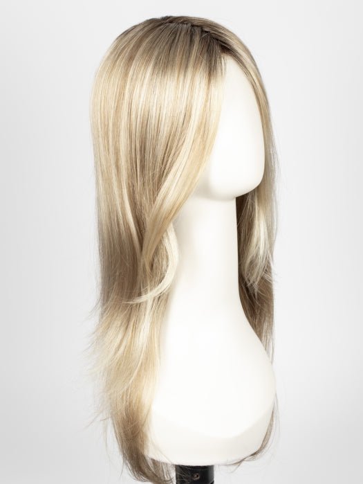 12FS8 | Light Gold Brown, Light Natural Gold Blonde and Pale Natural Gold-Blonde Blend, Shaded with Medium Brown