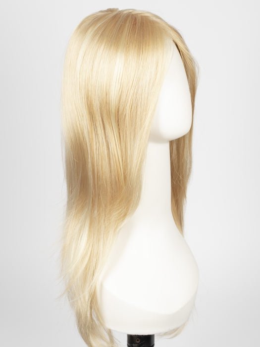 FS613/24B | Light Gold Blonde and Pale Natural Blonde Blend with Light Natural Blonde Highlights