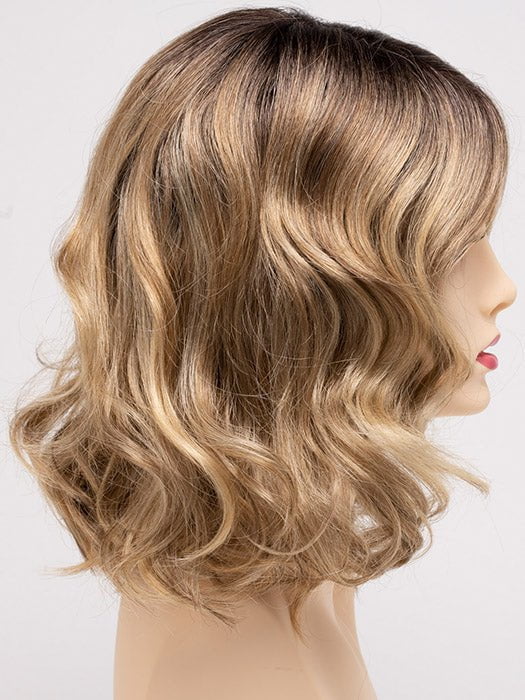 BUTTERSCOTCH SHADOW | A blend of Strong, Golden Blonde and Light Blonde with Dark Brown Roots